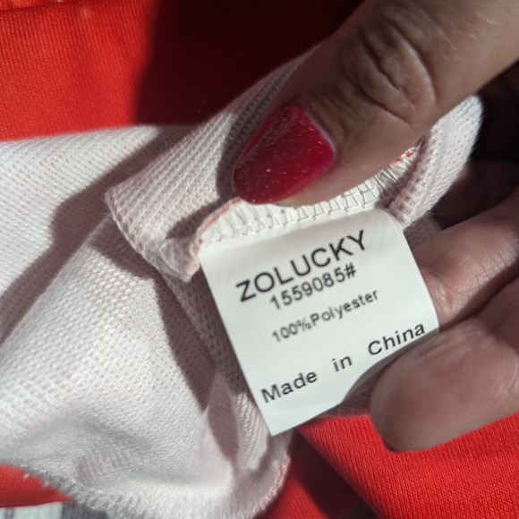 Zolucky Women’s Sweatshirt Christmas Snowflake Stars Red & White Size S NWT - Picture 15 of 16